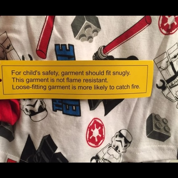 Boys size 4T Pajamas Set - Picture 4 of 5